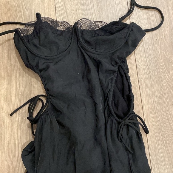 Princess Polly | Hazel Cut Out Mini Dress | Black | Size 6 - Picture 10 of 12